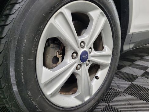 Used 2016 Ford Escape SE w/ Equipment Group 201A AWD/4WD image 31