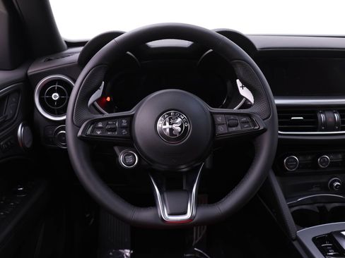 New 2026 Alfa Romeo Stelvio Sprint image 15