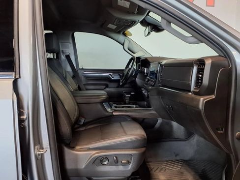 Used 2024 Chevrolet Silverado 1500 LTZ AWD/4WD image 11