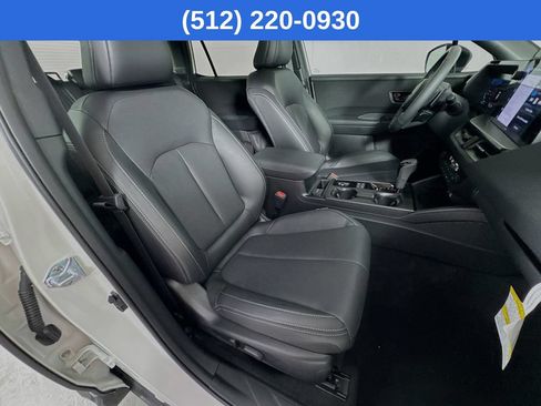 Used 2026 Subaru Outback Limited XT AWD/4WD image 37