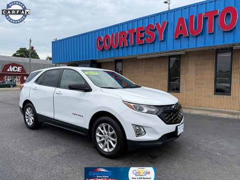 Used 2021 Chevrolet Equinox LS w/ LPO, Blackout Package AWD/4WD image 1