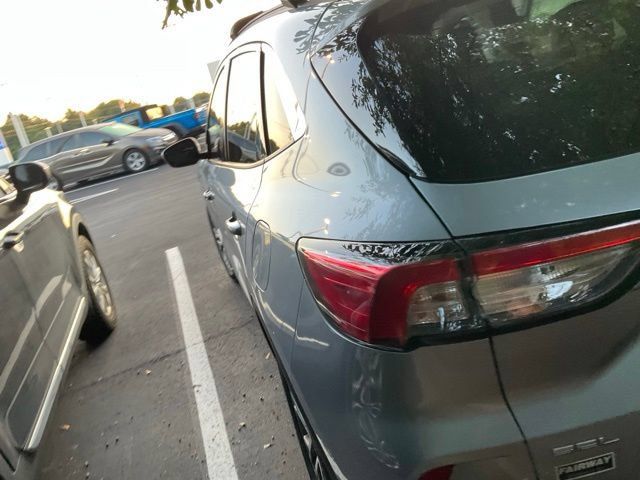 Used 2022 Ford Escape SEL w/ Technology Package FWD image 8