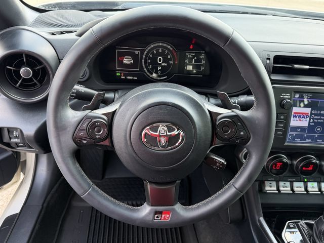 Used 2024 Toyota GR86 RWD image 12
