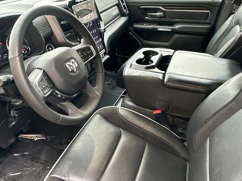 Used 2025 RAM 1500 Laramie image 10