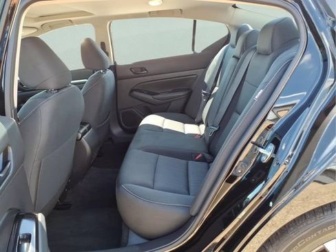 Used 2023 Nissan Altima 2.5 SV w/ SV Premium Package FWD image 22