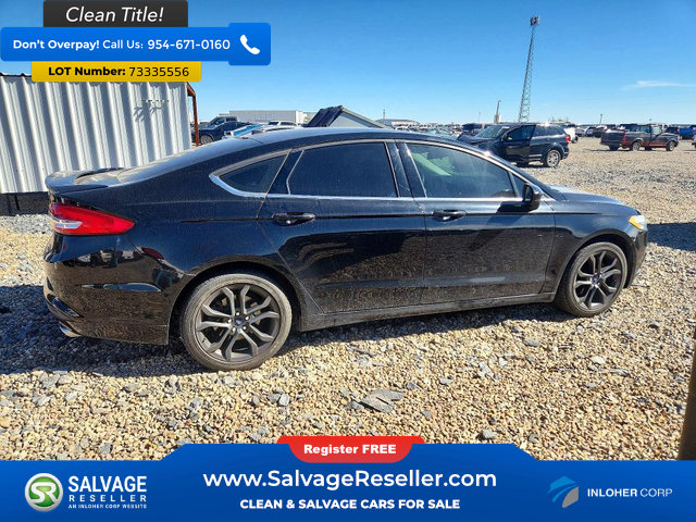 Used 2018 Ford Fusion SE w/ Equipment Group 201A FWD image 4