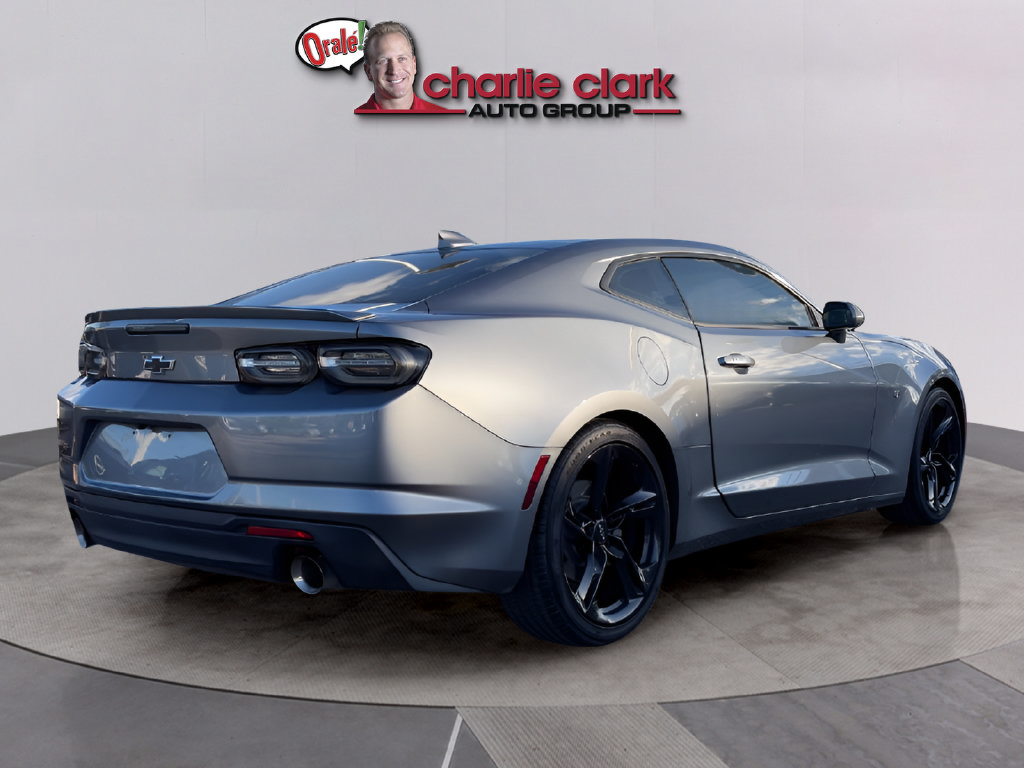 Used 2021 Chevrolet Camaro LT w/ RS Package RWD image 5