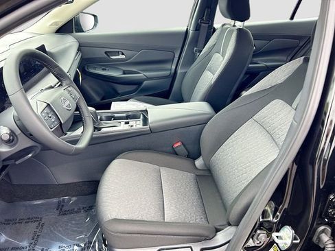 New 2026 Nissan Sentra SV w/ SV Convenience Package FWD image 16