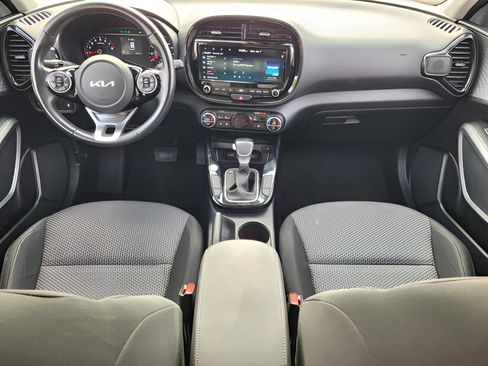 Used 2022 Kia Soul X-Line image 18