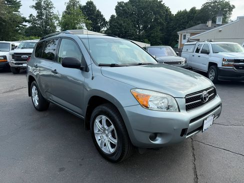 Used 2008 Toyota RAV4 4WD image 8