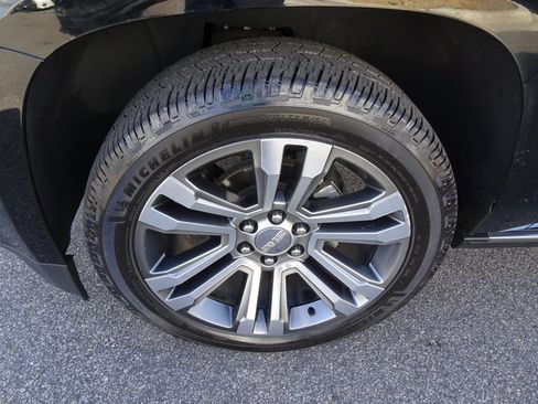 Used 2019 GMC Yukon Denali w/ Denali Ultimate Package image 45