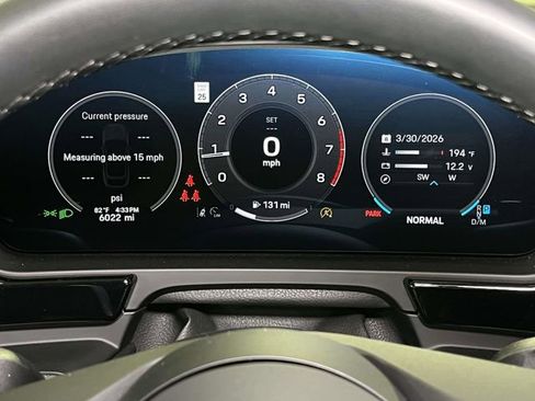 Certified 2025 Porsche Cayenne Coupe image 46