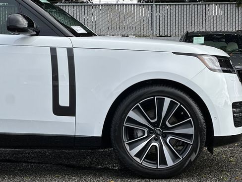 Used 2024 Land Rover Range Rover SE image 36