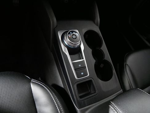 Used 2024 Ford Escape Platinum image 24