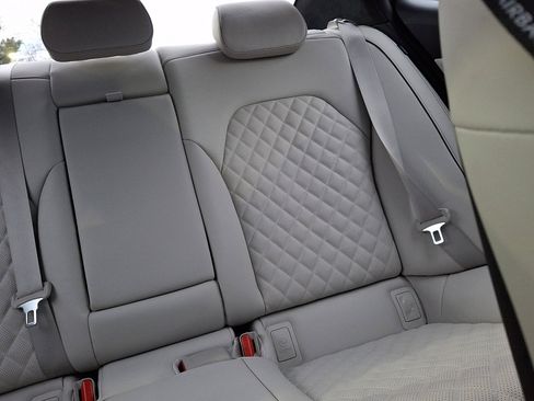 Used 2025 Genesis G70 3.3T Advanced w/ Sport Prestige Package image 20