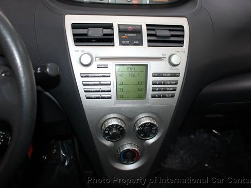 Used 2007 Toyota Yaris S image 18