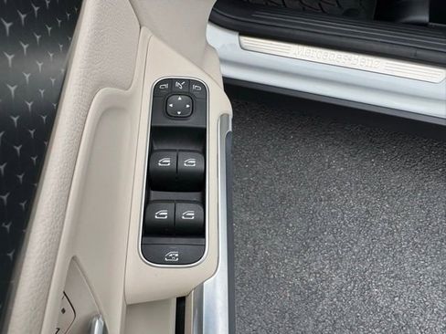 Certified 2024 Mercedes-Benz GLB 250 GLB 250 image 21