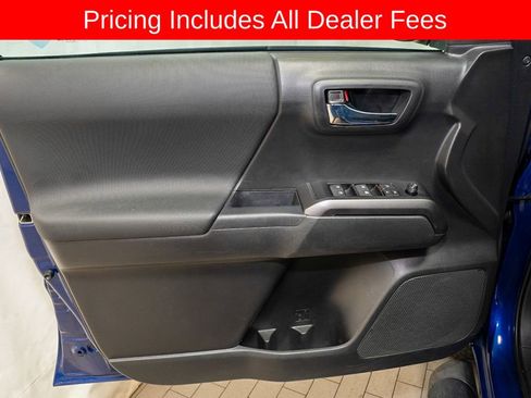 Certified 2023 Toyota Tacoma TRD Sport w/ Technology Package AWD/4WD image 10