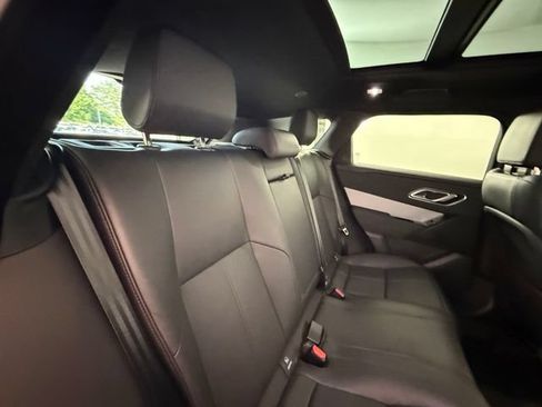 Used 2025 Land Rover Range Rover Velar S AWD/4WD image 39