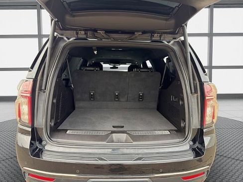 Used 2021 Chevrolet Suburban Z71 w/ Z71 Off-Road Package image 12