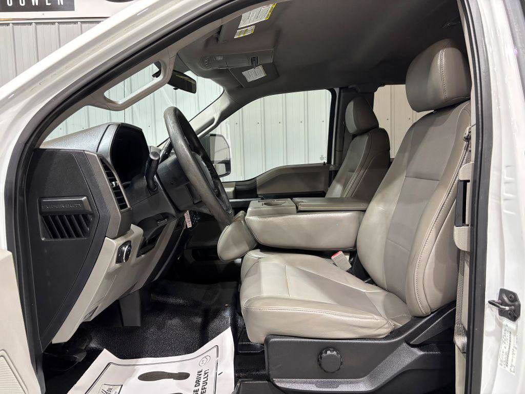 Used 2018 Ford F250 XL w/ Power Equipment Group AWD/4WD image 11
