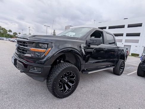 Used 2024 Ford F150 XLT AWD/4WD image 3