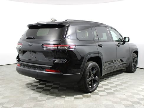 Used 2023 Jeep Grand Cherokee L Limited w/ Luxury Tech Group II image 47