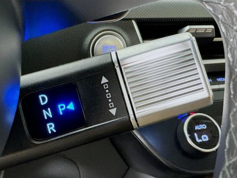Certified 2025 Hyundai Sonata Limited FWD image 17