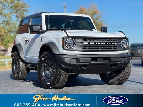 New 2025 Ford Bronco 2-Door w/ Sasquatch Package image 2