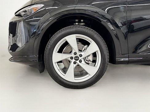 New 2025 Audi Q5 Premium Plus image 23