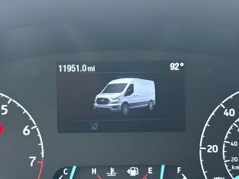 Used 2025 Ford Transit 250 Low Roof RWD image 10