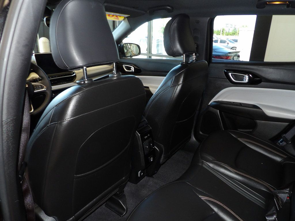 Used 2024 Jeep Compass Limited AWD/4WD image 21