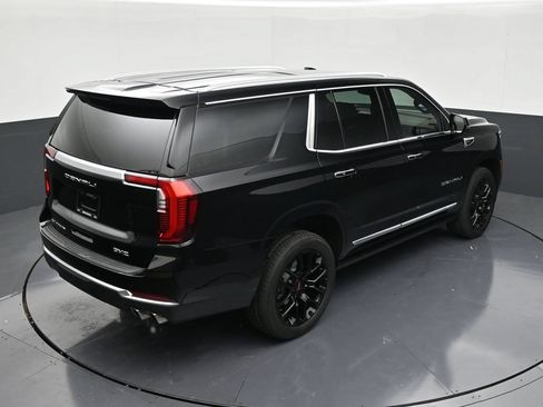 Used 2025 GMC Yukon Denali w/ Sun & Power Step Package RWD image 17