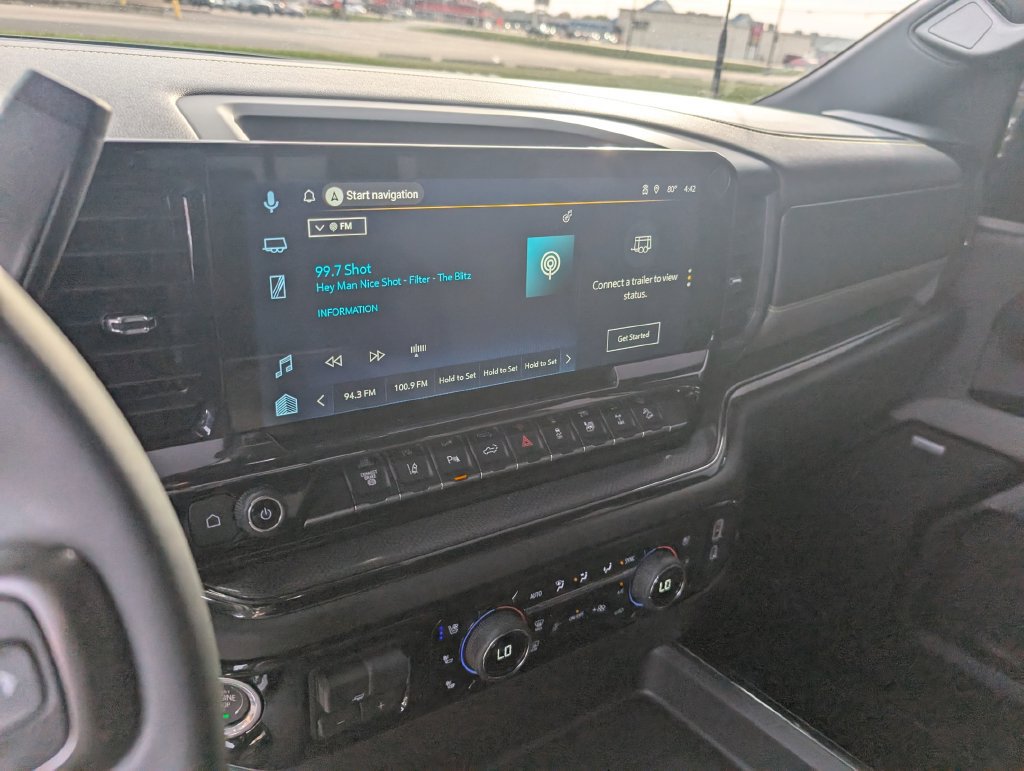 Used 2026 Chevrolet Silverado 2500 ZR2 w/ LPO, Dark Essentials Package AWD/4WD image 22