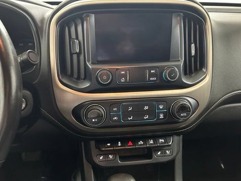 Used 2022 GMC Canyon Denali AWD/4WD image 18