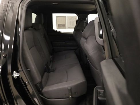 Certified 2025 Toyota Tacoma SR5 image 31