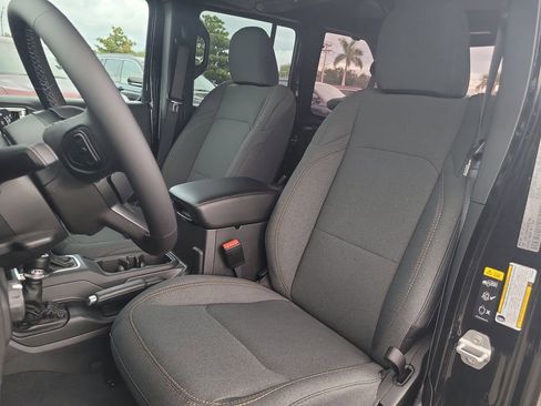 New 2026 Jeep Wrangler Unlimited Sport AWD/4WD image 21