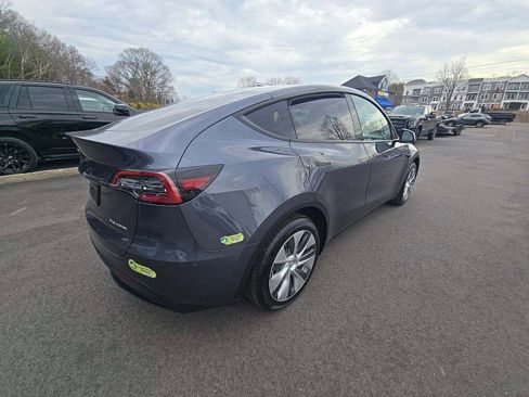 Used 2023 Tesla Model Y Long Range AWD/4WD image 14
