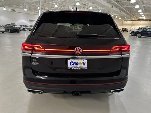 New 2026 Volkswagen Atlas SE image 7