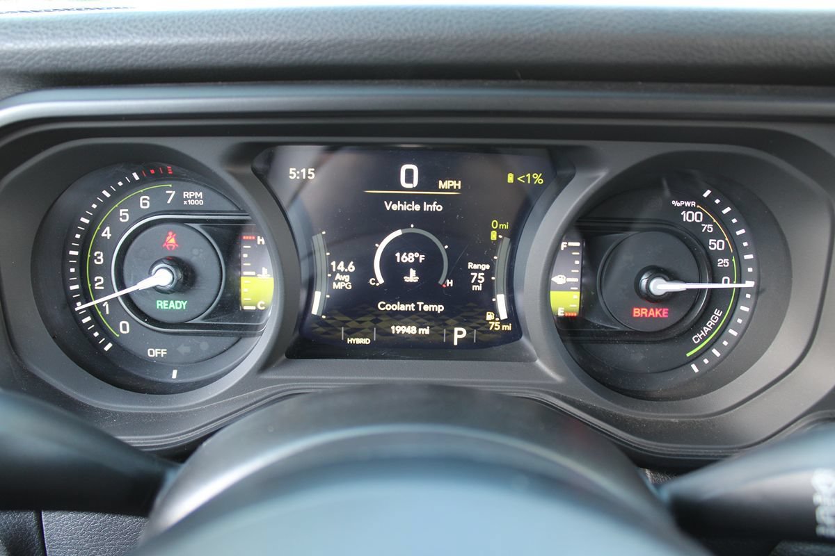 Used 2024 Jeep Wrangler Unlimited AWD/4WD image 11