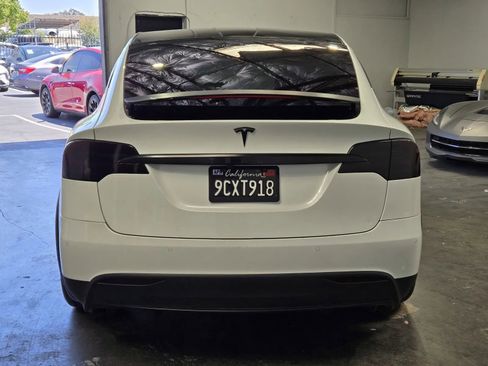 Used 2016 Tesla Model X 90D AWD/4WD image 3