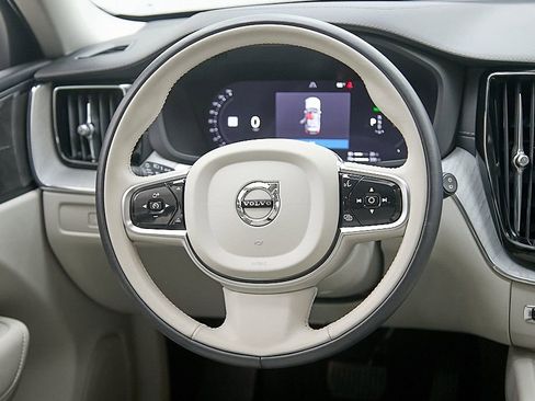 Certified 2024 Volvo XC60 T8 Ultimate w/ Protection Package Premier image 27