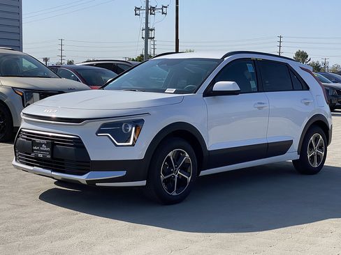 New 2026 Kia Niro LX FWD image 5
