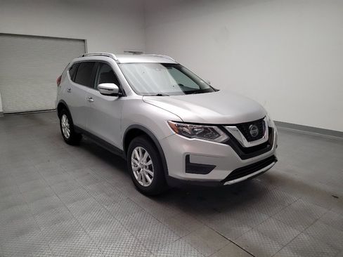 Used 2020 Nissan Rogue SV AWD/4WD image 13