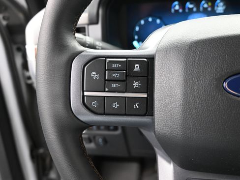 Used 2025 Ford F150 Lariat w/ Equipment Group 502A High AWD/4WD image 14