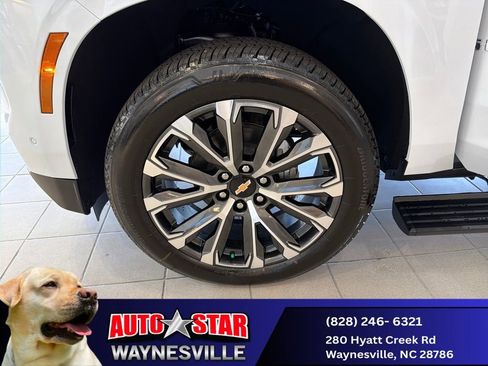 New 2026 Chevrolet Suburban High Country image 25