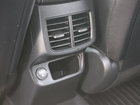 Used 2023 Kia Seltos S FWD image 23
