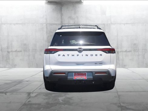 New 2026 Nissan Pathfinder SL AWD/4WD image 6