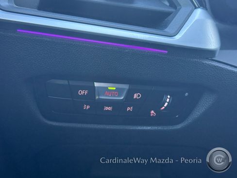 Used 2021 BMW 430i Coupe w/ Premium Package image 26