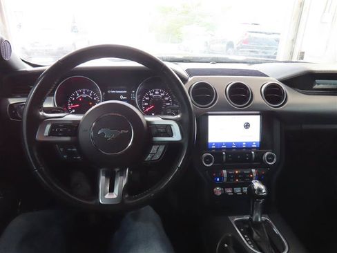 Used 2022 Ford Mustang GT Premium RWD image 19